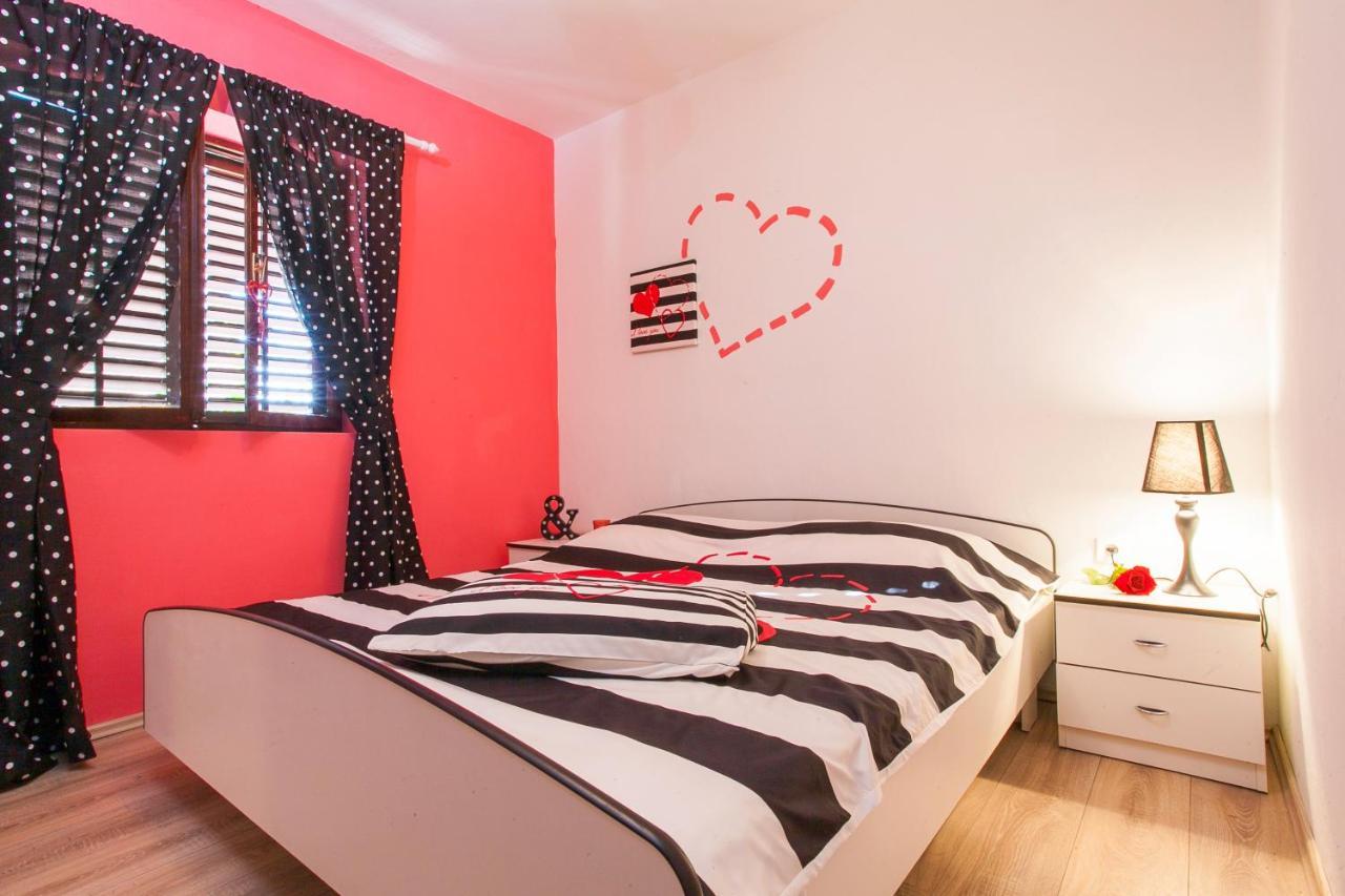 Apartments With A Parking Space Brna, Korcula - 9188 Smokvica  Bagian luar foto